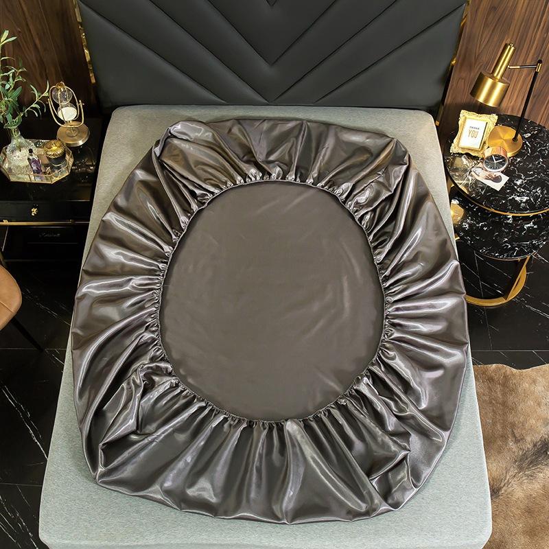 The cold feeling - Ice silk bed sheet 🎁 Summer Promotion - Free pillowcase & 50% OFF 🎁