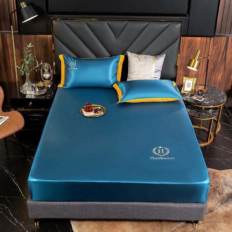 The cold feeling - Ice silk bed sheet 🎁 Summer Promotion - Free pillowcase & 50% OFF 🎁